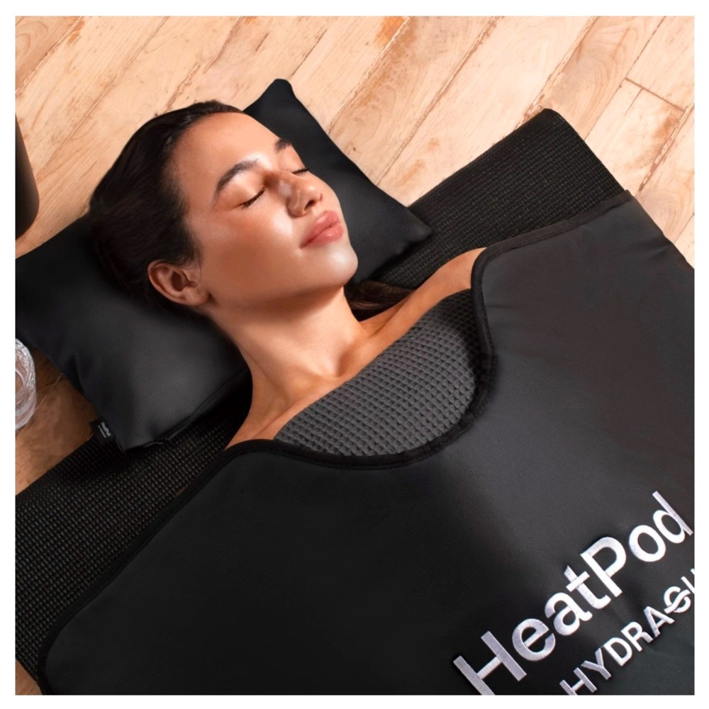 TikTok Gigi Hadid weight loss sauna blanket
